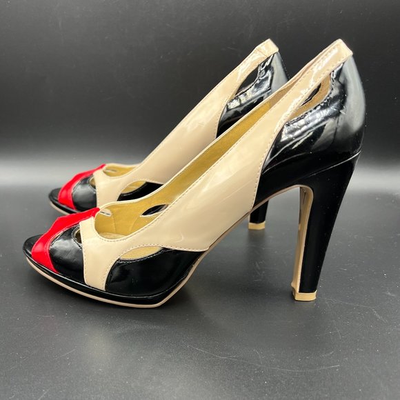 Bandolino Shoes - Bandolino Tricolored patent leather pumps  Beige, Black and a touch of Red